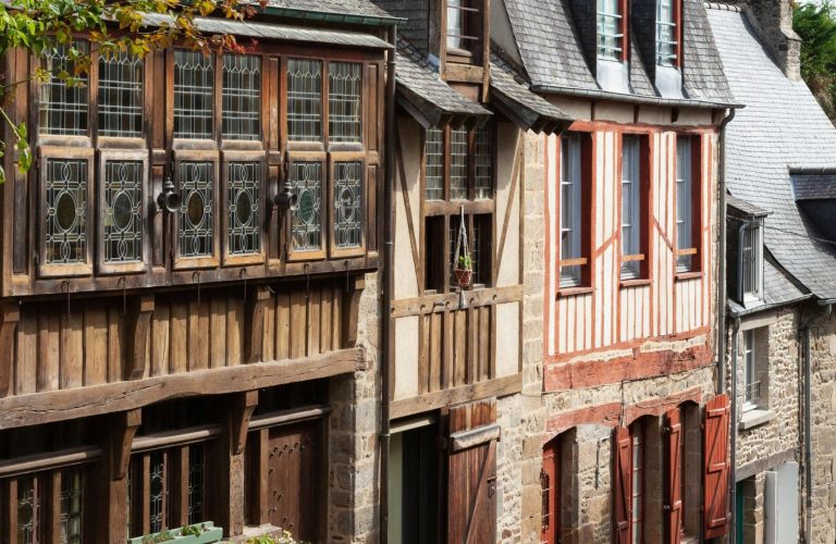 Ruelle de la Cité Médiévale de Dinan